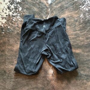 Lululemon camo joggers